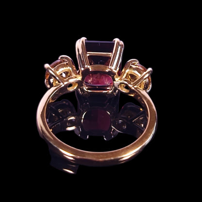 4.23 ct Red & Yellow Garnets - 19.2k Yellow Gold