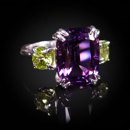6 ct Dark Violet Amethyst & Peridots - Sterling Silver Ring