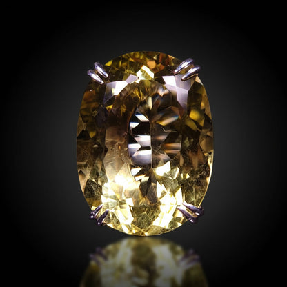 30 ct Portuguese-Cut Lemon Quartz - Sterling Silver Ring