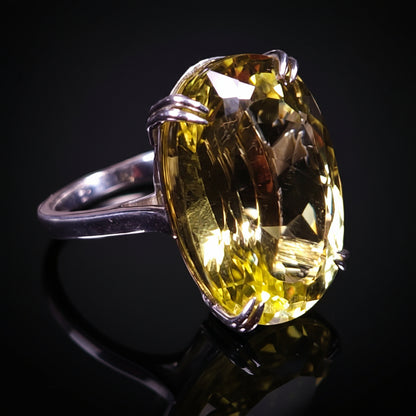 30 ct Portuguese-Cut Lemon Quartz - Sterling Silver Ring