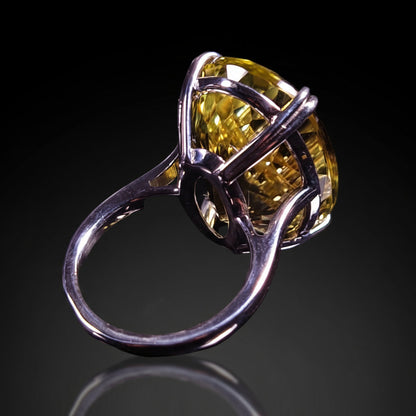 30 ct Portuguese-Cut Lemon Quartz - Sterling Silver Ring