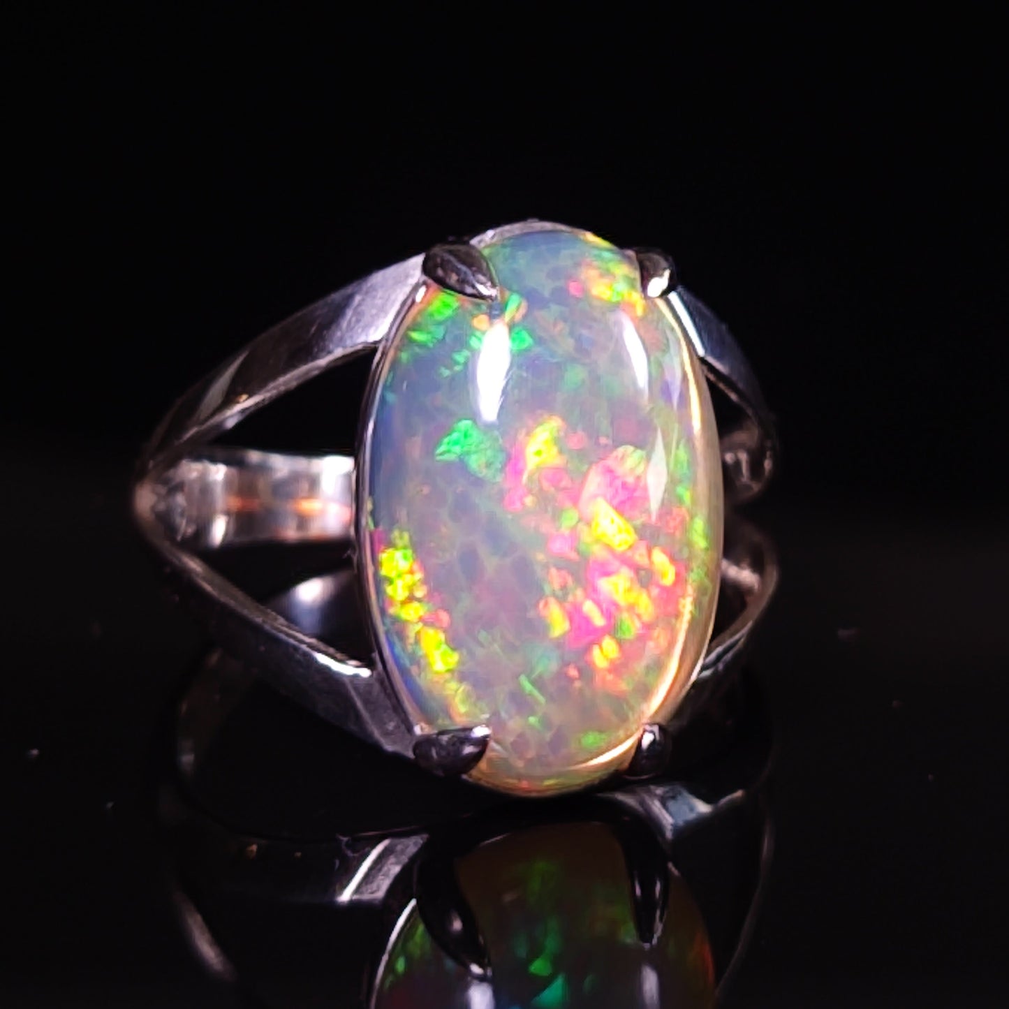 3.6 ct Welo Opal Ring - Sterling Silver Ring