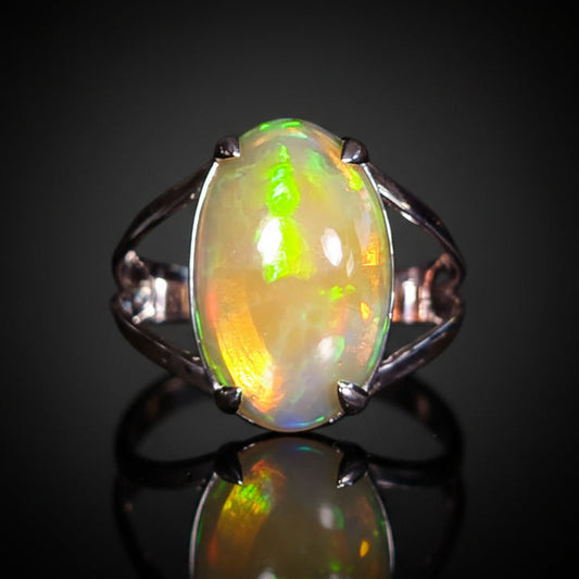 5 ct Ethiopian Welo Opal - Sterling Silver Ring