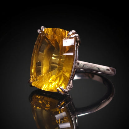 11.2 ct Golden Yellow Fluorite - Sterling Silver Ring