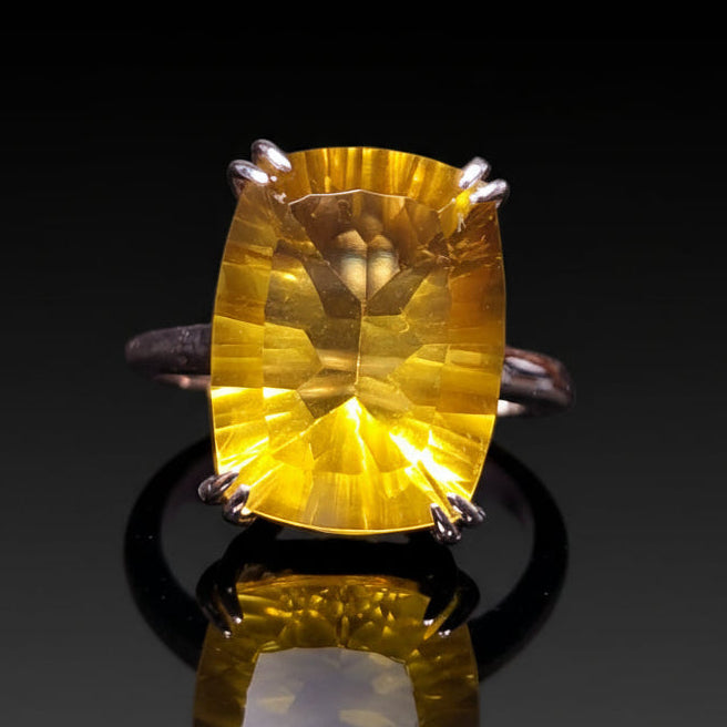 11.2 ct Golden Yellow Fluorite - Sterling Silver Ring
