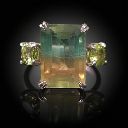 8 ct Green and Yellow Fluorite & Peridots - Sterling Silver Ring